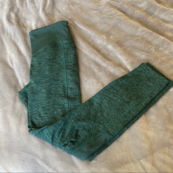 PINK Victoria's Secret Pants - Victoria secret pink leggings